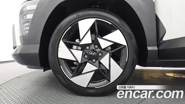Hyundai Kona 2023 thumb 5