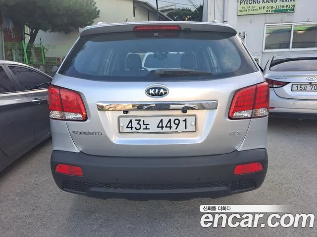 Kia Sorento 2009 thumb 4