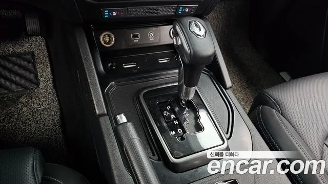 KG_Mobility_Ssangyong Rexton 2021 thumb 9