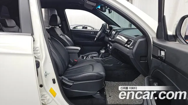 KG_Mobility_Ssangyong Rexton 2021 thumb 11