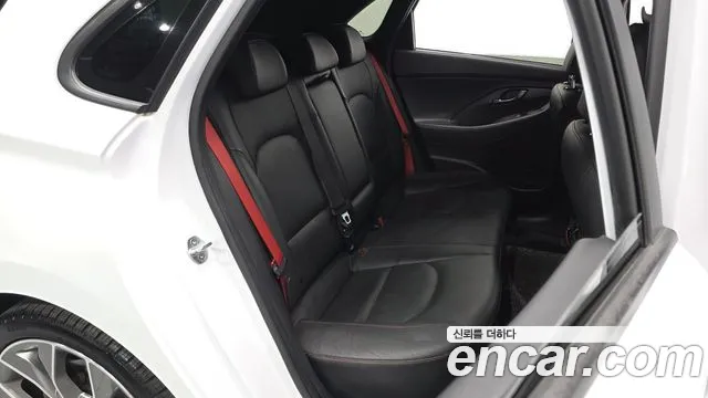 Hyundai i30 2019 thumb 12