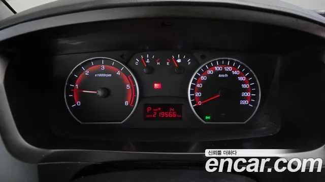 KG_Mobility_Ssangyong KORANDO 2015 thumb 8