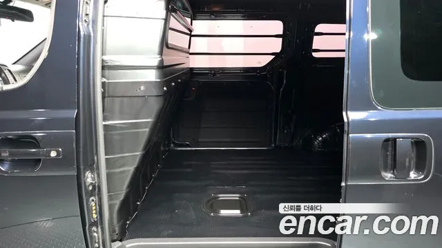 Hyundai Starex 2019 thumb 11