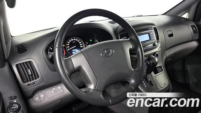 Hyundai Starex 2019 thumb 12