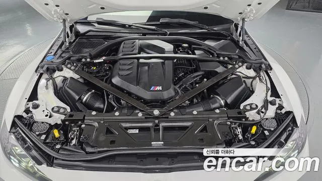BMW M4 2023 thumb 6
