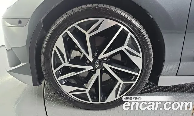 Hyundai IONIQ 6 2023 thumb 5