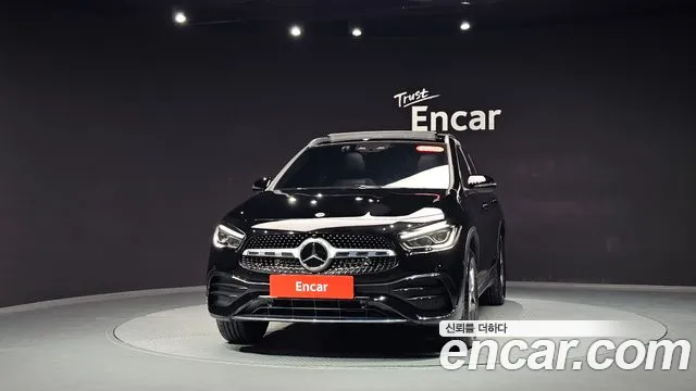 Mercedes-Benz GLA 2023 thumb 2