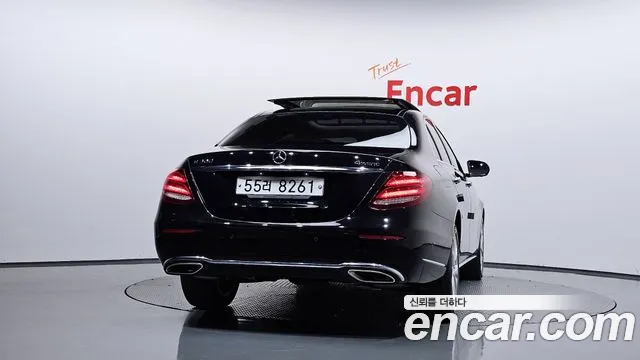 Mercedes-Benz E-Класс 2017 thumb 4