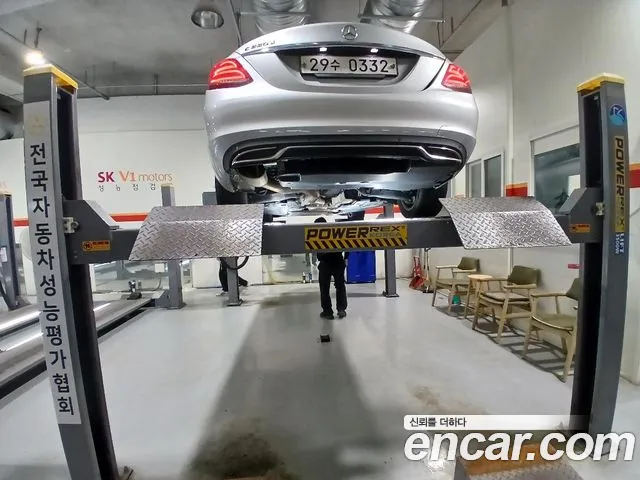 Mercedes-Benz C-Класс 2016 thumb 2
