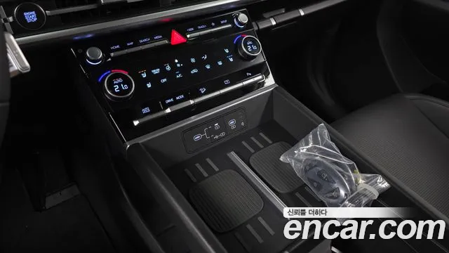 Hyundai Santa Fe 2026 thumb 11