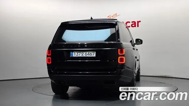 Land Rover Range Rover 2019 thumb 4
