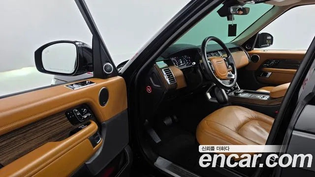 Land Rover Range Rover 2019 thumb 10