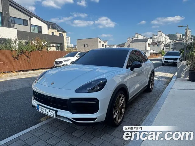 Porsche Cayenne 2022 thumb 12