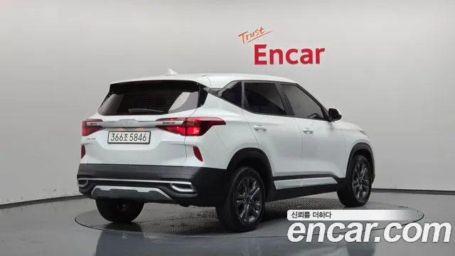 Kia Seltos 2021 thumb 2