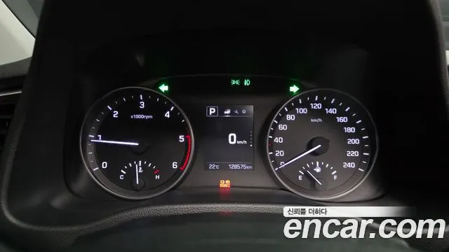 Hyundai Avante 2016 thumb 8