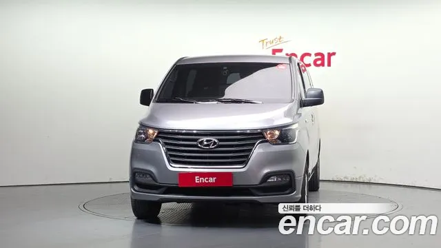 Hyundai Starex 2018 thumb 3