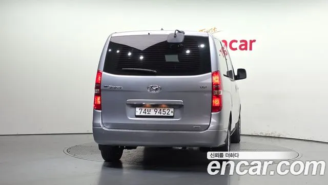Hyundai Starex 2018 thumb 4