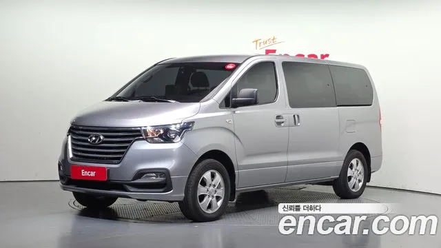 Hyundai Starex 2018 thumb 11
