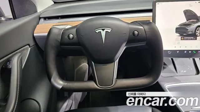 Tesla Model Y 2022 thumb 12