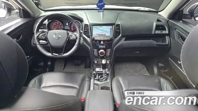 KG_Mobility_Ssangyong TIBOLI 2017 thumb 6