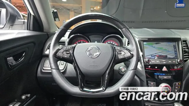 KG_Mobility_Ssangyong TIBOLI 2017 thumb 12
