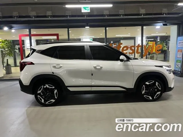 Kia Seltos 2024 thumb 3