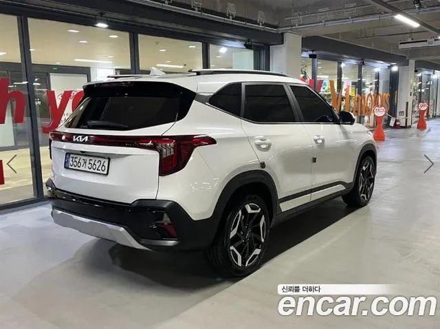 Kia Seltos 2024 thumb 4