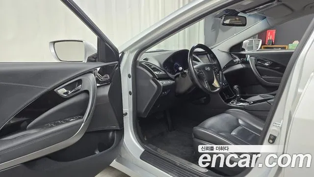 Hyundai Grandeur 2011 thumb 10