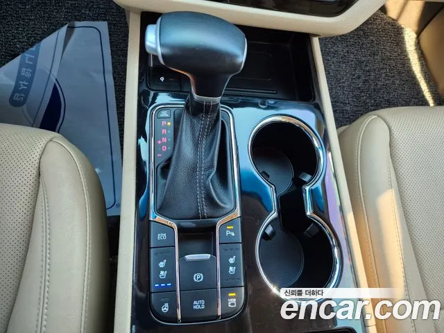 Kia Carnival 2019 thumb 6
