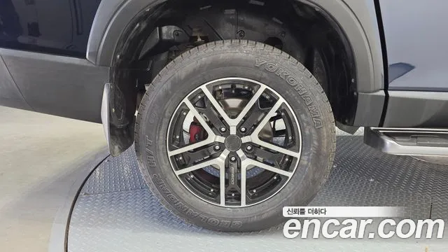 KG_Mobility_Ssangyong Rexton 2019 thumb 5