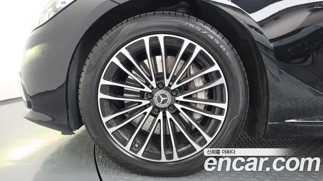 Mercedes-Benz S-Класс 2022 thumb 5