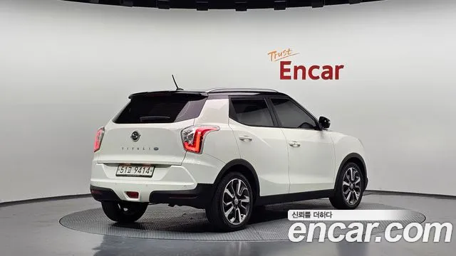 KG_Mobility_Ssangyong TIBOLI 2015 thumb 2