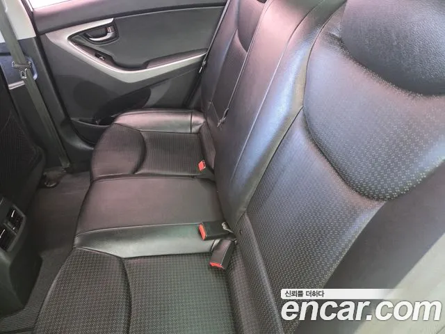 Hyundai Avante 2014 thumb 8