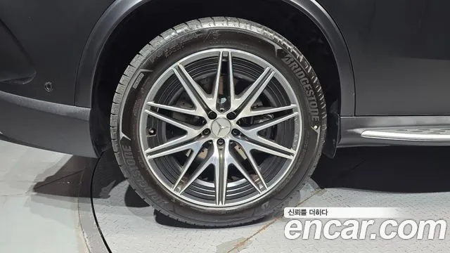 Mercedes-Benz GLC 2025 thumb 5