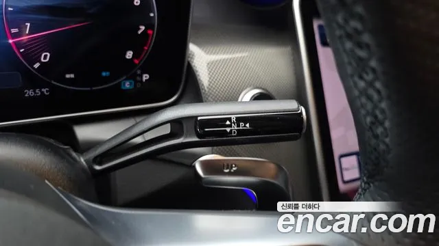 Mercedes-Benz GLC 2025 thumb 9