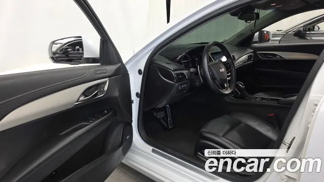 Cadillac ATS 2017 thumb 10
