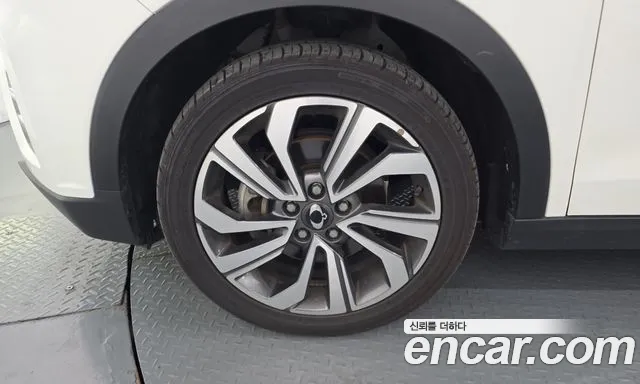 KG_Mobility_Ssangyong TIBOLI 2020 thumb 5