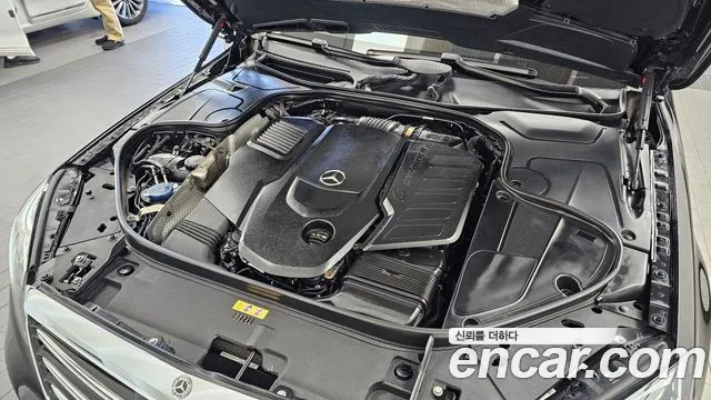 Mercedes-Benz S-Класс 2017 thumb 6