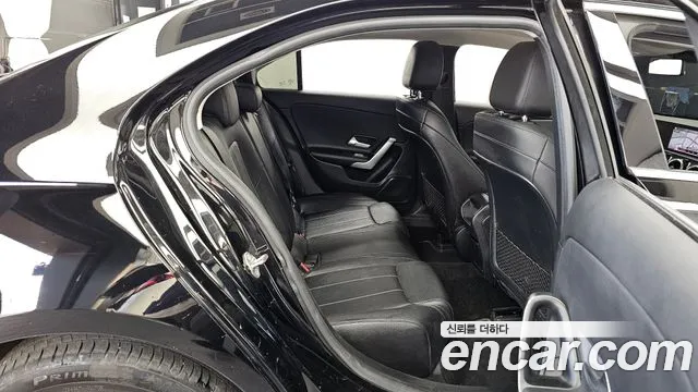 Mercedes-Benz A-Класс 2020 thumb 12