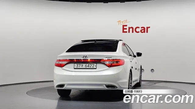 Hyundai Grandeur 2013 thumb 4