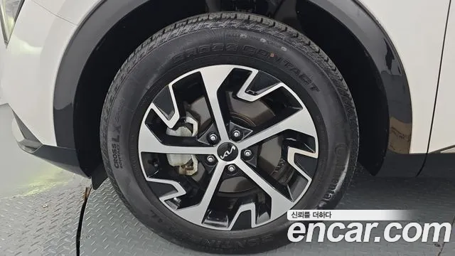 Kia Sportage 2023 thumb 5