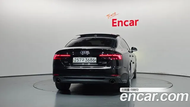 Audi A5 2019 thumb 4