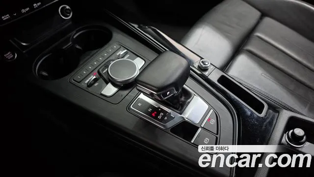 Audi A5 2019 thumb 9