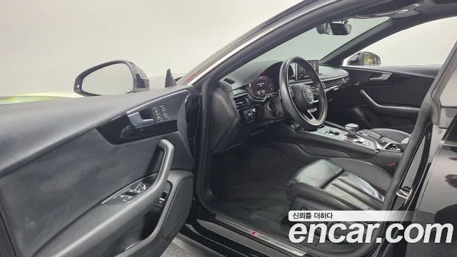 Audi A5 2019 thumb 10