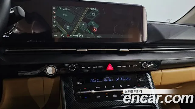 Kia Carnival 2020 thumb 11