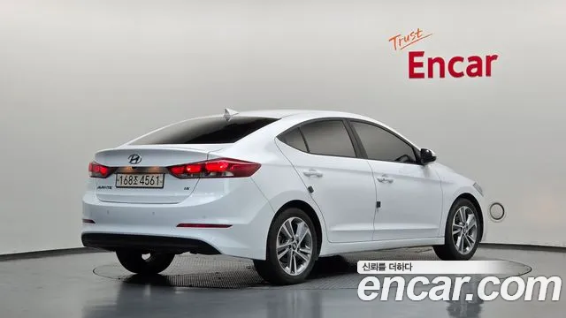 Hyundai Avante 2017 thumb 2