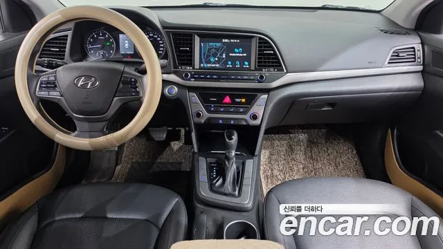 Hyundai Avante 2017 thumb 7