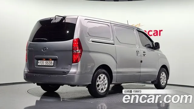 Hyundai Starex 2014 thumb 2