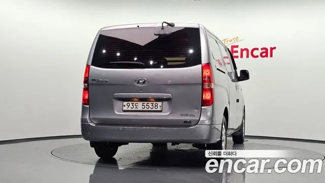 Hyundai Starex 2014 thumb 4