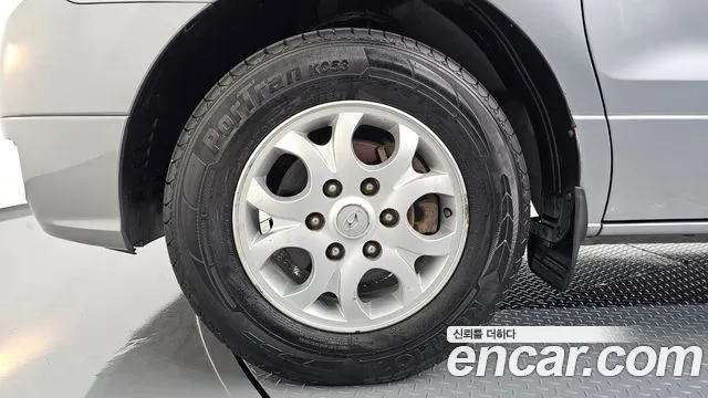 Hyundai Starex 2014 thumb 5